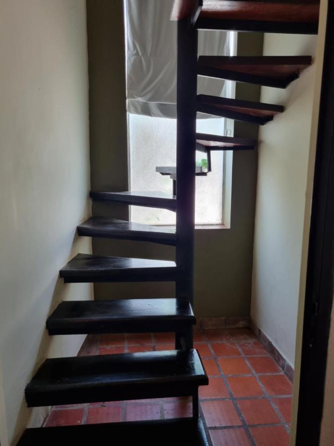 Hostal Las Rosas Salta Esterno foto