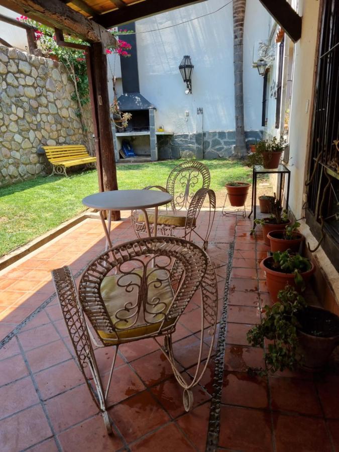 Hostal Las Rosas Salta Esterno foto