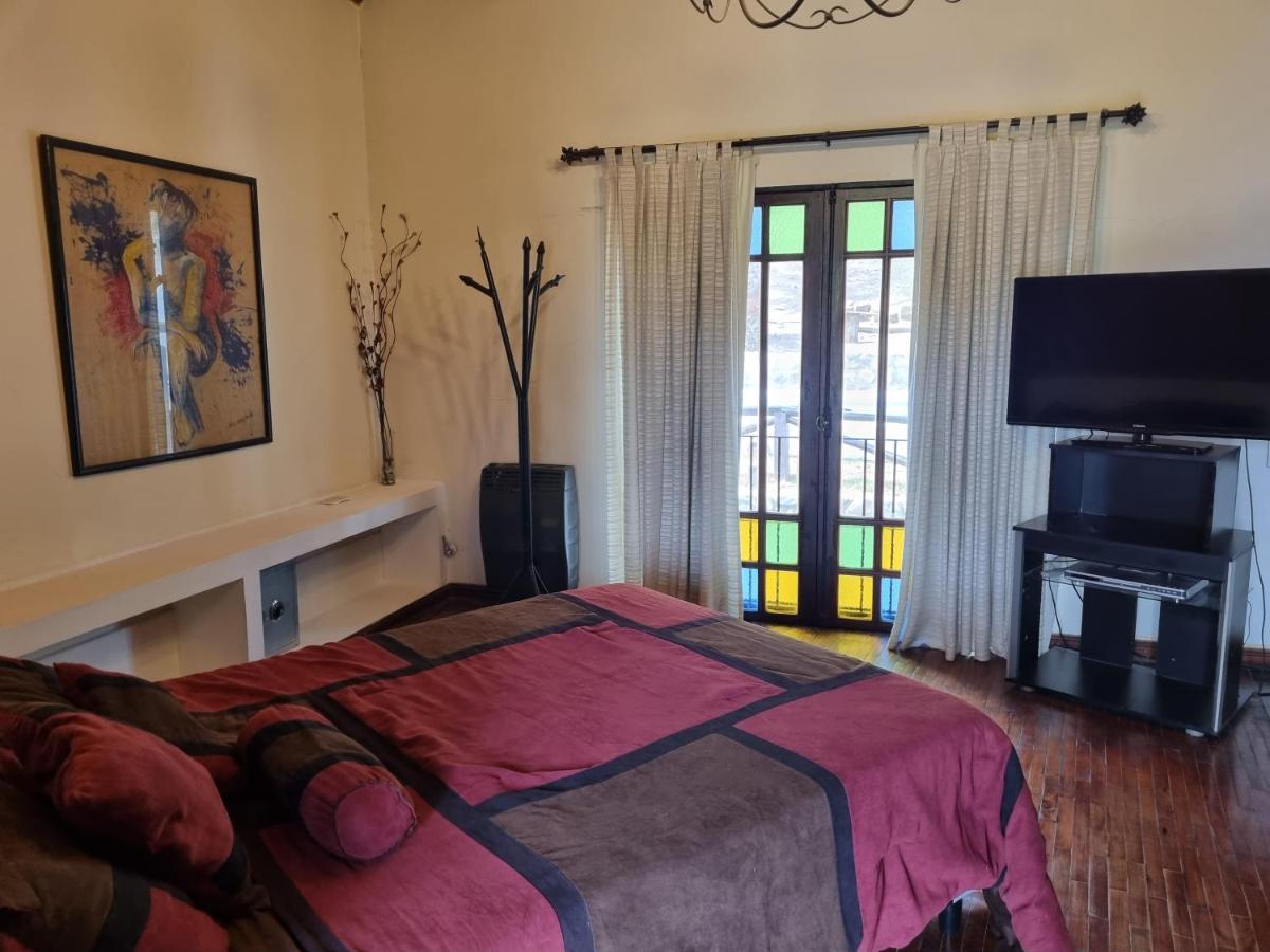 Hostal Las Rosas Salta Esterno foto