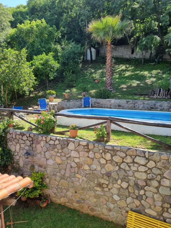Hostal Las Rosas Salta Esterno foto